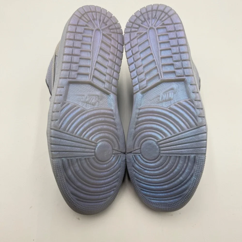 Nike Women's 9 Air Jordan 1 Low SE Ghost/Pure Platinum-Sail IM5129-010 NEW - Picture 6 of 7